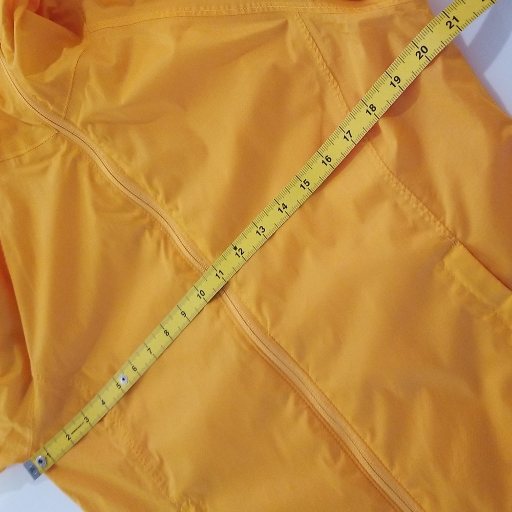 L. L. Bean Mesh Lined Trail Rain Jacket - image 6